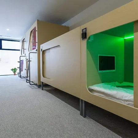 Hotel cápsula Urban Cube