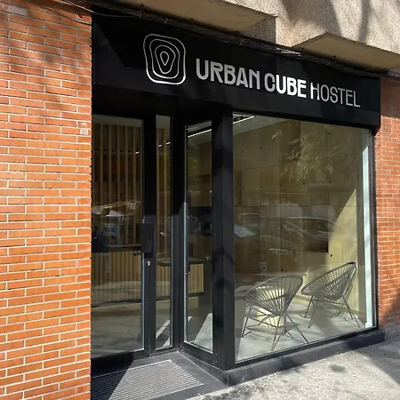 Urban Cube Hotel cápsula Sevilla